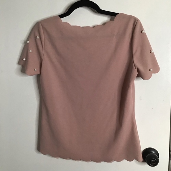 Dusty Rose Women’s Short Sleeves Top with Pearls US 8 - Picture 3 of 7